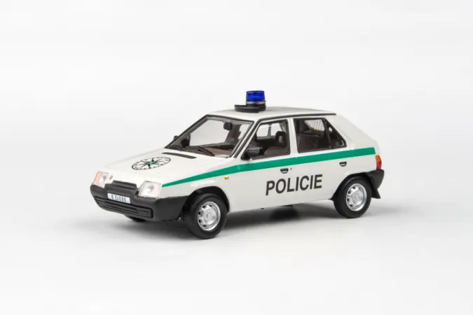 Abrex Škoda Favorit 136 L (1988) - Policie ČR