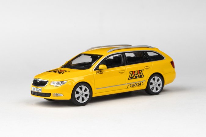 Abrex Škoda Superb II Combi (2009) - AAA Taxi