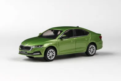 Abrex Škoda Octavia IV (2020) - Zelená Májová Metalíza