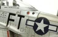 MENG EasyClick - Plastikový model letadla North American P-51D Mustang "Yelow Nose"