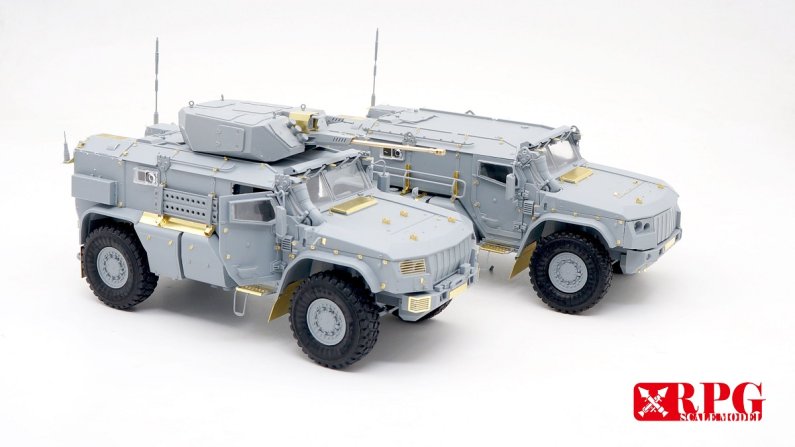 RPG SCALE MODEL Plastikový model auta Kamaz K-4386 Typhoon-VDV Family Part.1 - 1+1