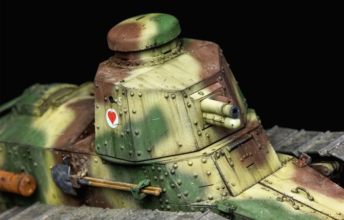 MENG Plastikový model tanku French FT-17 (Light tank Riveled turrel)