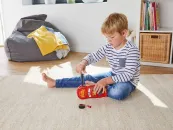 Revell First Construction - Plastikový šroubovací model auta Lightning McQueen