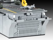 Revell Plastikový model lodě Assault Carrier USS WASP CLASS