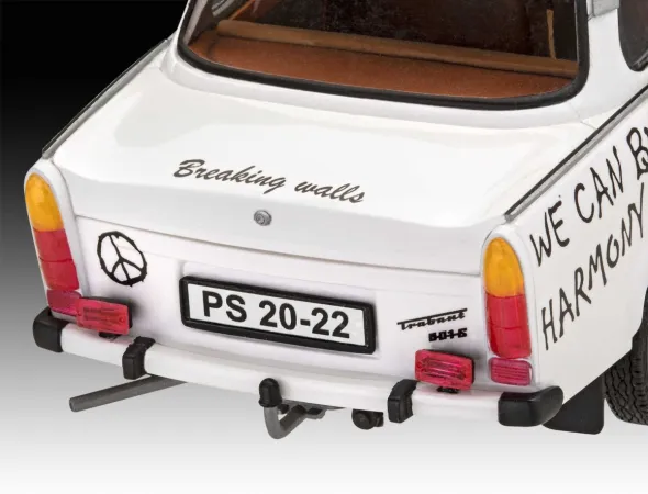 Revell Plastikový model auta Trabant 601S "Builder&apos;s Choice"