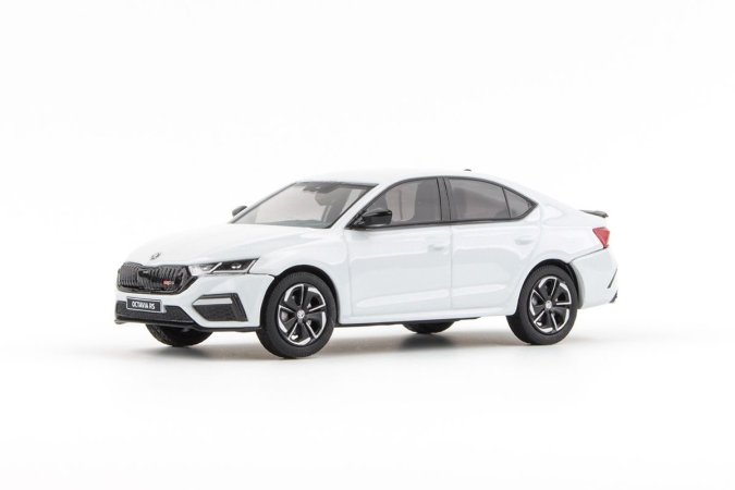 Abrex Škoda Octavia IV RS (2020) - Bílá Moon Metalíza