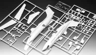 Revell Plastikový model letadla Bae 146 - 200 AirUK (RJ85)