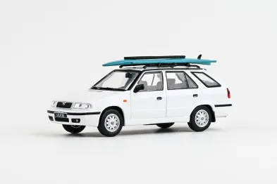 Abrex Škoda Felicia FL Combi (1998) - Bílá Candy - s doplňky