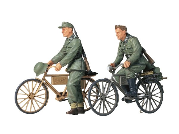 Tamiya German Soldiers With Bicycles