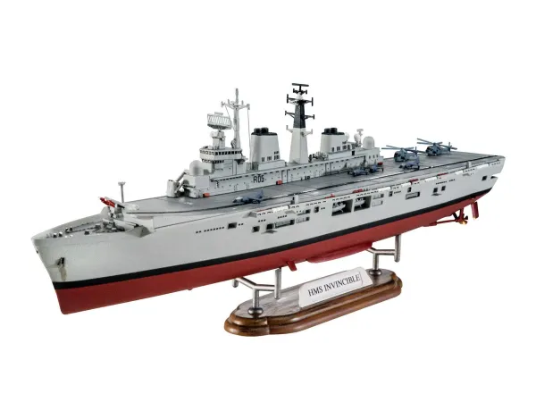 Revell ModelSet - Plastikový model lodě HMS Invincible (Falkland War)