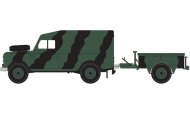 Airfix Classic Kit military - LWB Land Rover (Hard Top) and Trailer - Výprodej