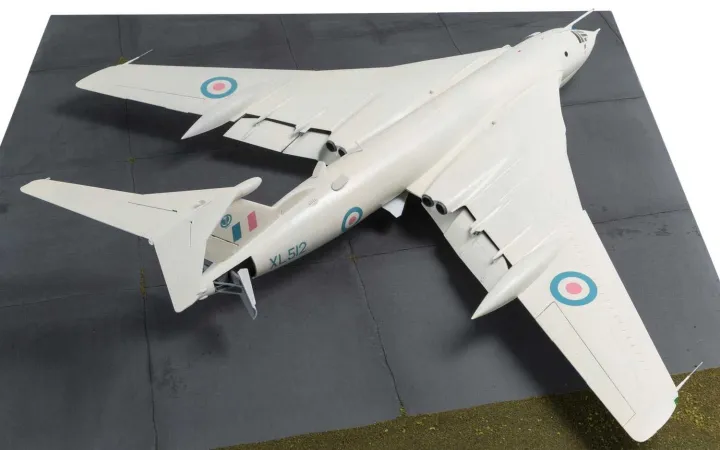 Airfix Classic Kit letadlo - HANDLEY PAGE VICTOR B.Mk.2