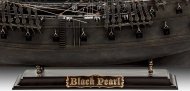 Revell Plastikový model plachetnice Black Pearl - Limited Edition