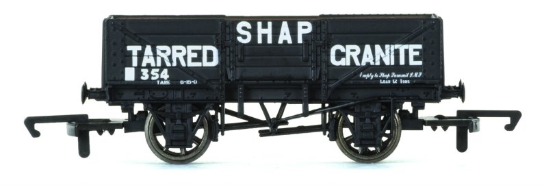 Hornby Vagón nákladní - 5 Plank Wagon 'Shap Tarred Granite'