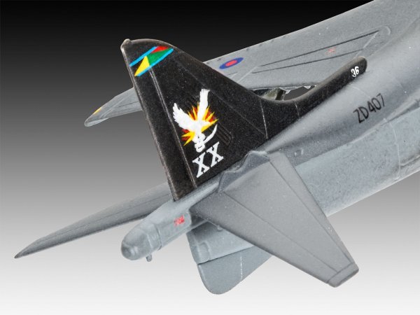 Revell Plastikový model letadla BAe Harrier GR.7