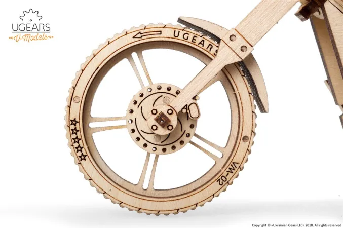 UGEARS 3D dřevěné mechanické puzzle - Motorka VM-02 (Chopper)